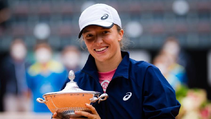 Iga Swiatek hạ Karolina Pliskova nhanh khó tin ở chung kết Rome Masters 2021