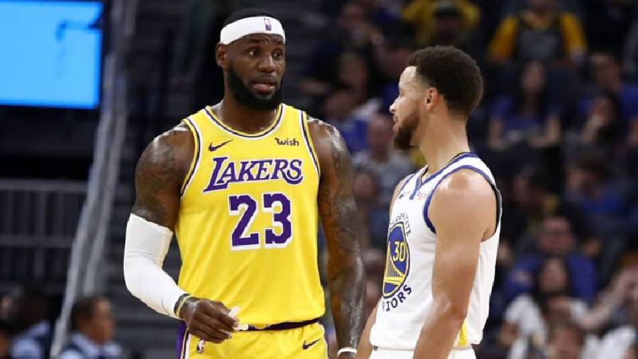 LeBron James chọn Stephen Curry giành MVP