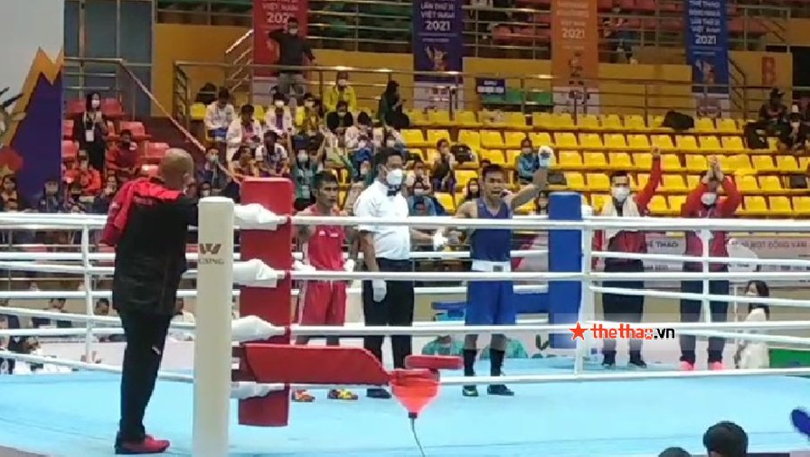 Trần Văn Thảo mang về chiến thắng đầu tiên cho Boxing Việt Nam ở SEA Games 31