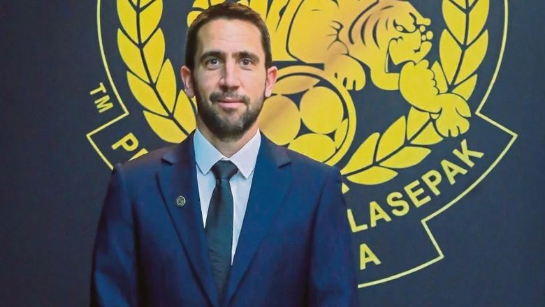 ĐT Malaysia bổ nhiệm cựu trợ lý Barcelona làm HLV tạm quyền