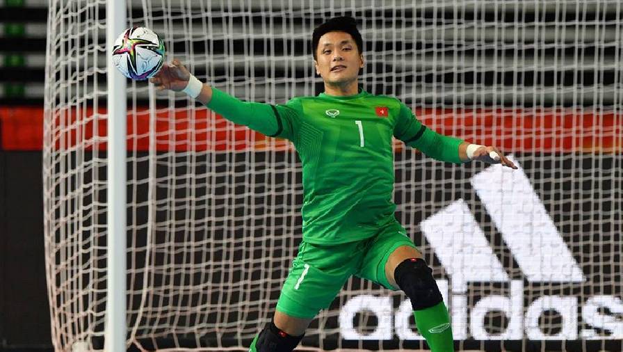 Hồ Văn Ý cứu thua 20 lần, giành giải cầu thủ xuất sắc nhất trận futsal Việt Nam thắng Panama