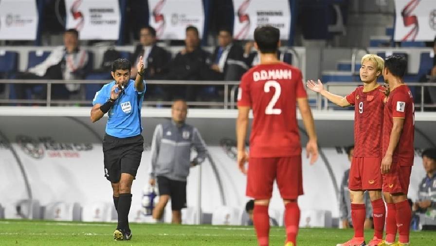 Trọng tài người UAE bắt chính trận Trung Quốc vs Việt Nam ở vòng loại thứ 3 World Cup 2022