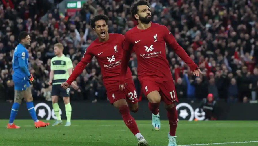 Kết quả Liverpool vs Man City: VAR nói không với Pep, Salah mang về 3 điểm