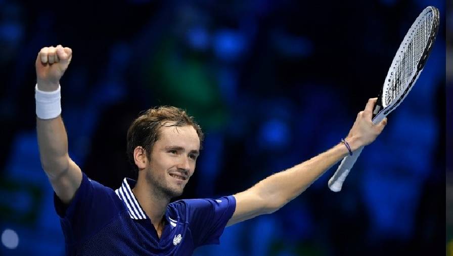 Kết quả tennis hôm nay 17/11: Medvedev vào bán kết ATP Finals 2021
