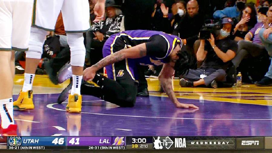Anthony Davis chỉ bị chấn thương nhẹ, Lakers thở phào