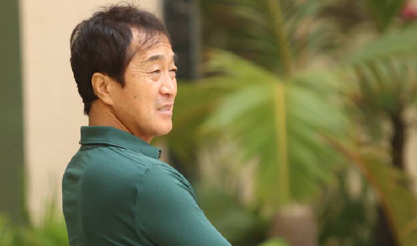 Trợ lý Lee Young Jin chưa hết COVID-19, có thể không dẫn dắt ĐT U23 Việt Nam tại Dubai Cup