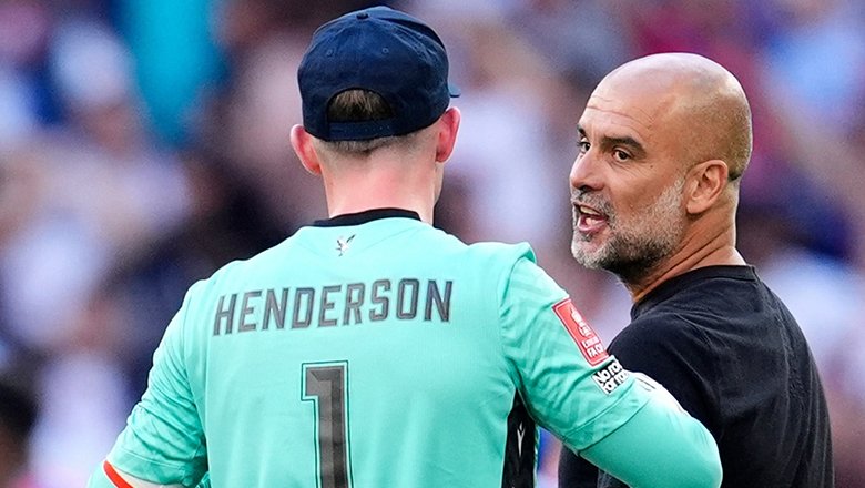 Chuyên gia giải mã cuộc hội thoại giữa Pep Guardiola và Dean Henderson tại chung kết FA Cup