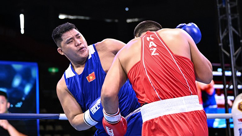 Đoàn Ngọc Minh Hiếu thua sớm tại bán kết giải Boxing U22 châu Á