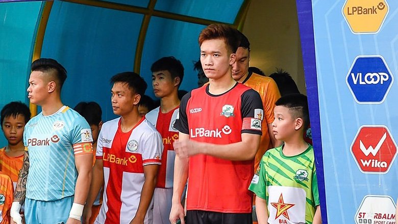 Hoàng Đức, Văn Lâm nói gì trong ngày Ninh Bình thăng hạng V-League?