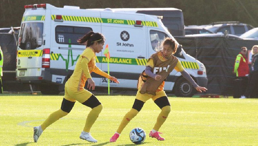 Hải Yến và Dương Thị Vân va chạm trong buổi tập trước thềm trận ra quân World Cup nữ 2023