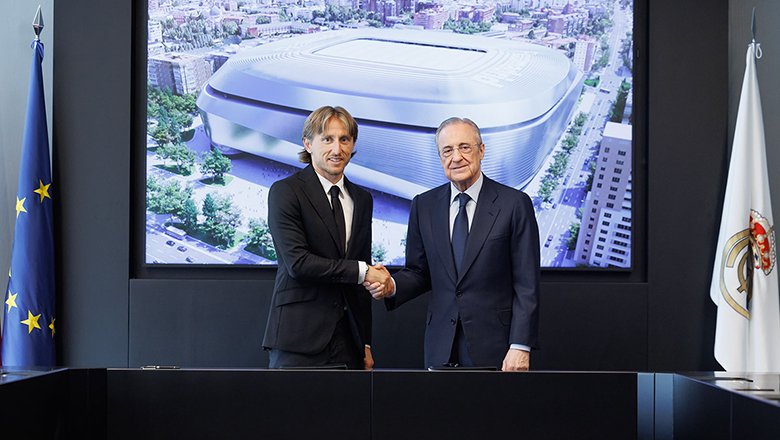 Modric chính thức gia hạn hợp đồng, trở thành tân đội trưởng Real Madrid