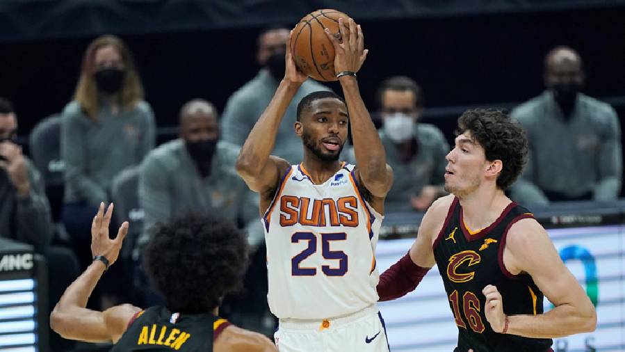 Phoenix Suns ký hợp đồng 90 triệu USD với Mikal Bridges