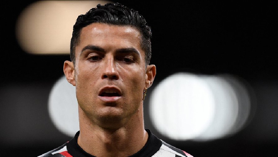 Ronaldo hối tiếc khi từ chối vào sân trong trận MU thắng Tottenham