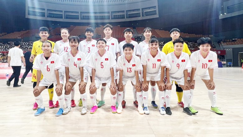 Giải futsal nữ Đông Nam Á: Thái Lan vào chung kết, chờ Việt Nam theo chân