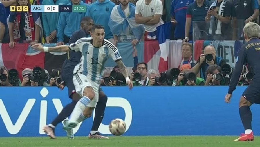 'Đó không phải penalty, chỉ có Argentina mới hưởng đặc ân này'