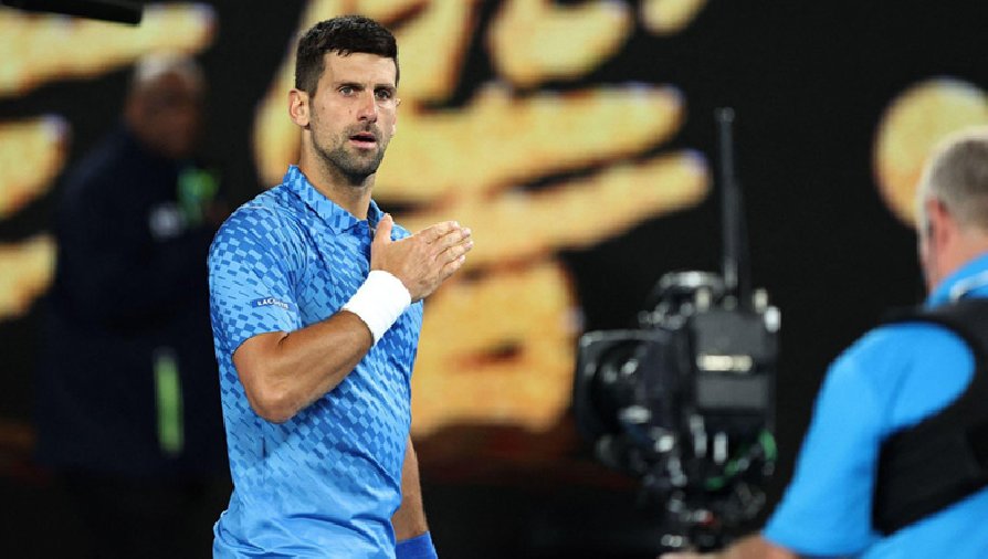 Djokovic thua set đầu tiên tại Úc Mở rộng, gặp Dimitrov ở vòng 3