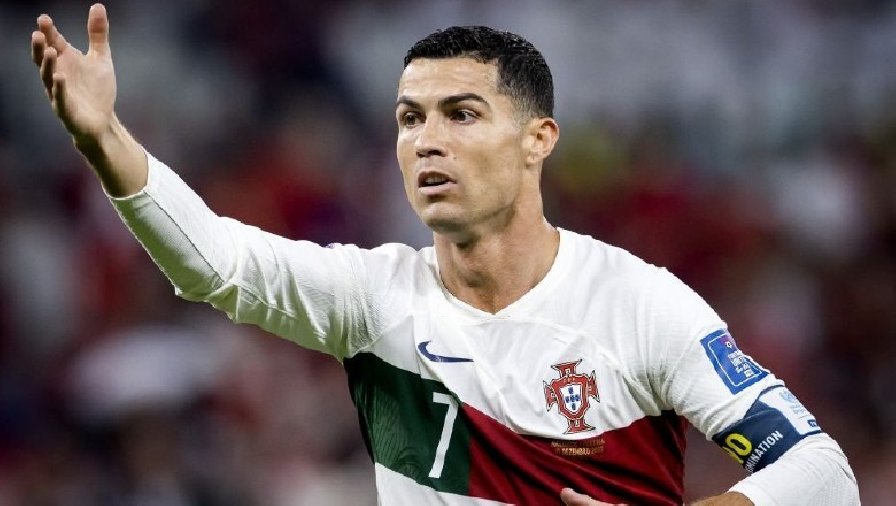 Ronaldo gặp tân HLV Roberto Martinez để bàn về tương lai ở ĐT Bồ Đào Nha 