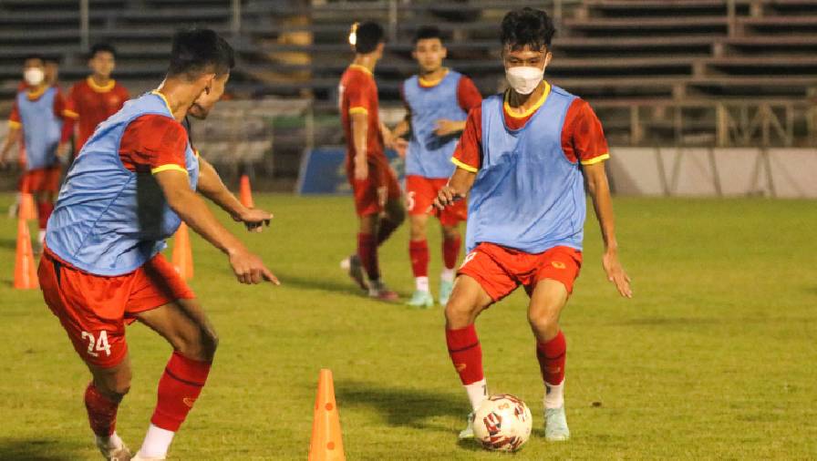 U23 Việt Nam mất 5 cầu thủ ở trận gặp Singapore