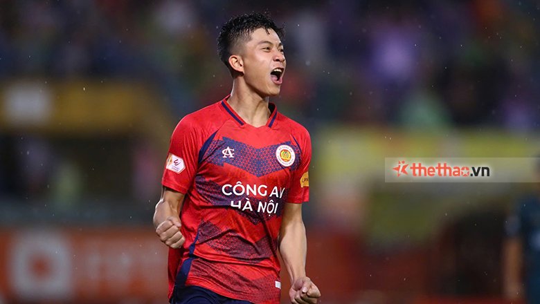 CAHN ra tay sớm, ‘trói chân’ Phan Văn Đức đến năm 2028