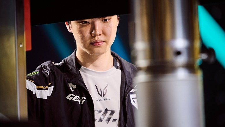 Esports World Cup 2025: Vượt qua G2 Esports, GenG tiến vào chung kết