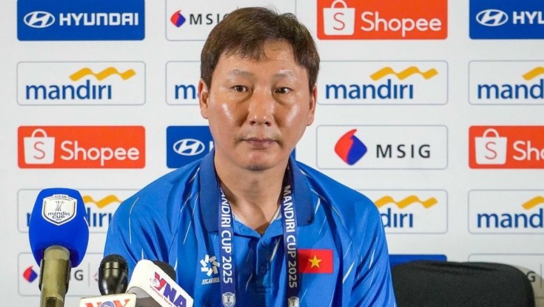U23 Việt Nam thắng Lào, HLV Kim Sang Sik nhắc tới viễn cảnh gặp Indonesia