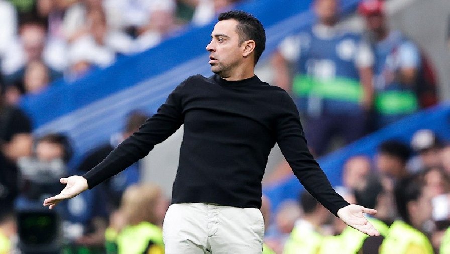 HLV Xavi thừa nhận nguy cơ bị Barcelona sa thải