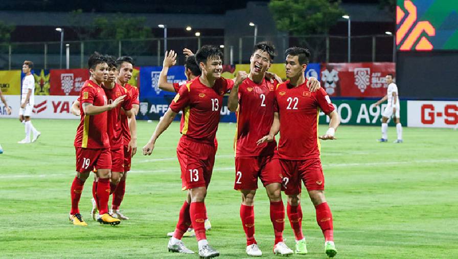 ĐT Việt Nam thắng đậm Campuchia, gặp Thái Lan ở bán kết AFF Cup 2021