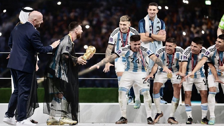 Argentina trở thành đội thứ 2 trong lịch sử vô địch World Cup dù thua trận ra quân