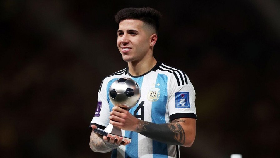 Enzo Fernandez giành giải Cầu thủ trẻ xuất sắc nhất World Cup 2022