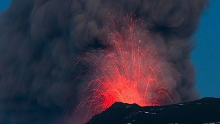 Núi lửa phun trào đe dọa MSI và VALORANT Champions Tour 2021