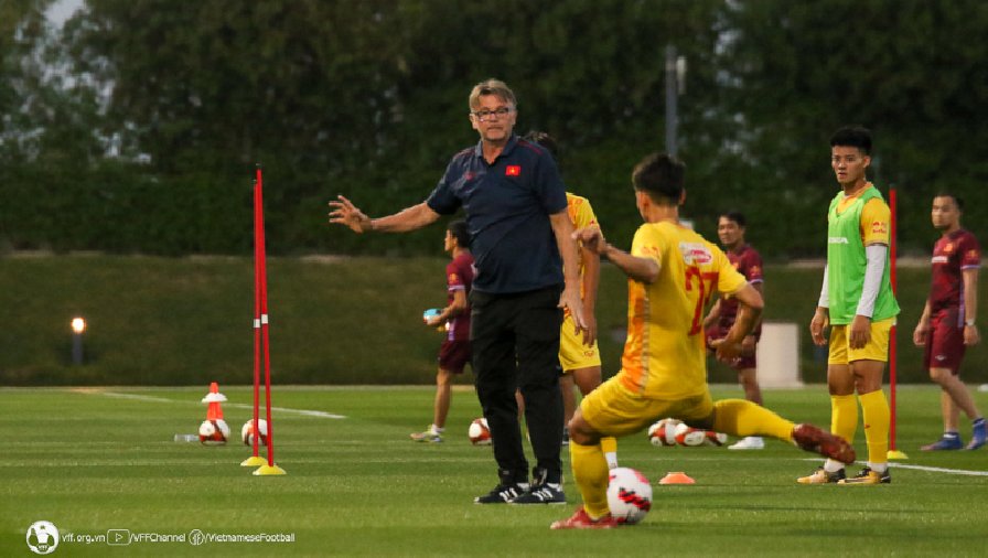 HLV Troussier đặt yêu cầu cao ở buổi tập trước trận gặp U23 Iraq