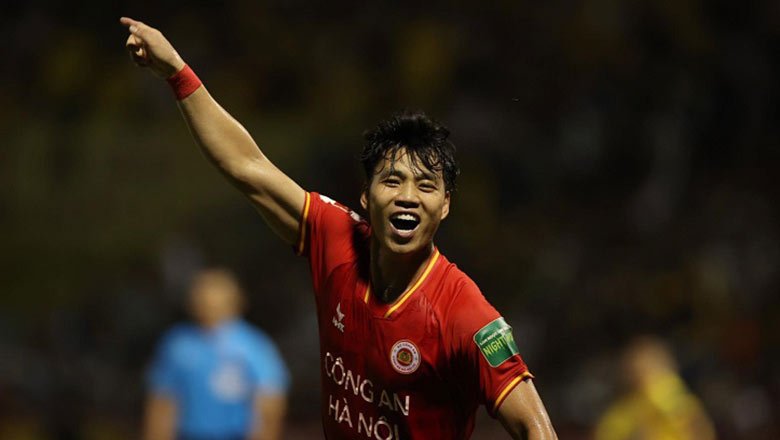 CLB Công an Hà Nội 'trói chân' Văn Thanh, giữ Việt Anh và Nguyễn Filip