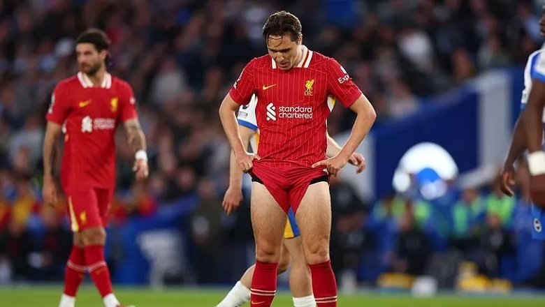Liverpool thua trận sân khách thứ 2 liên tiếp sau ngày đăng quang tại Ngoại hạng Anh