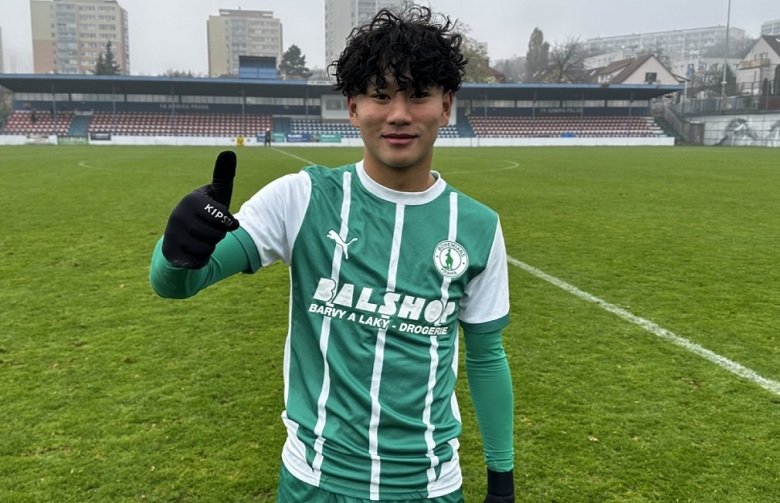 HLV Kim Sang Sik triệu tập 2 cầu thủ Việt kiều chuẩn bị cho giải U23 Đông Nam Á 2025