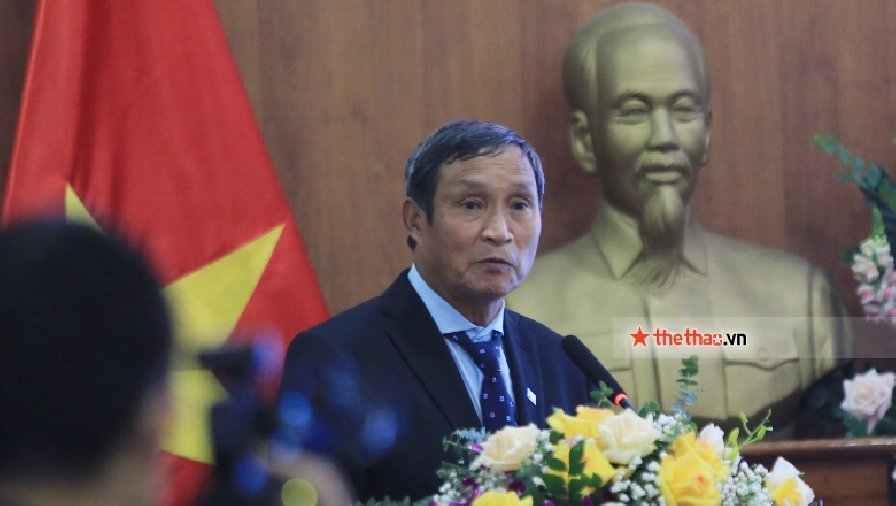 HLV Mai Đức Chung dẫn dắt ĐT nữ Việt Nam dự World Cup 2023