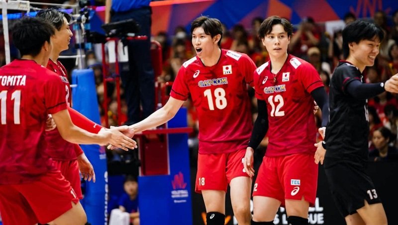 Tuyển bóng chuyền nam Nhật Bản 'huỷ diệt' Mỹ để vào tứ kết Volleyball Nations League 2025