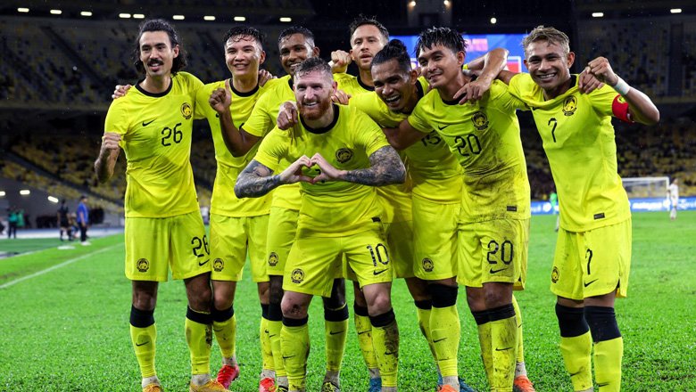Tuyển Malaysia bị châm biếm bỏ Cúp Trung Á vì tiếc tiền