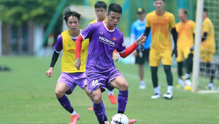 Lứa cầu thủ Việt Nam được quy hoạch dự World Cup chuẩn bị sang Hàn Quốc