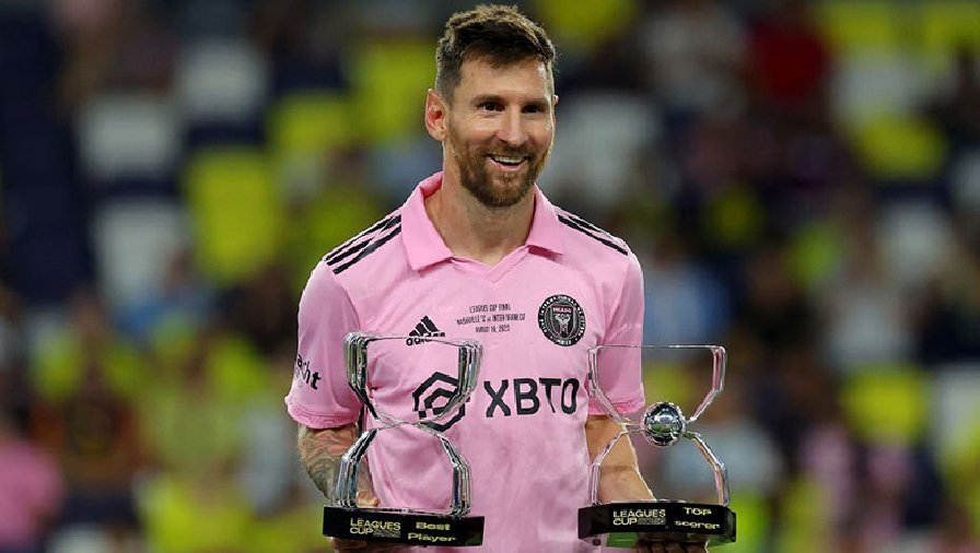Messi vượt Dani Alves, trở thành cầu thủ sở hữu nhiều danh hiệu nhất lịch sử