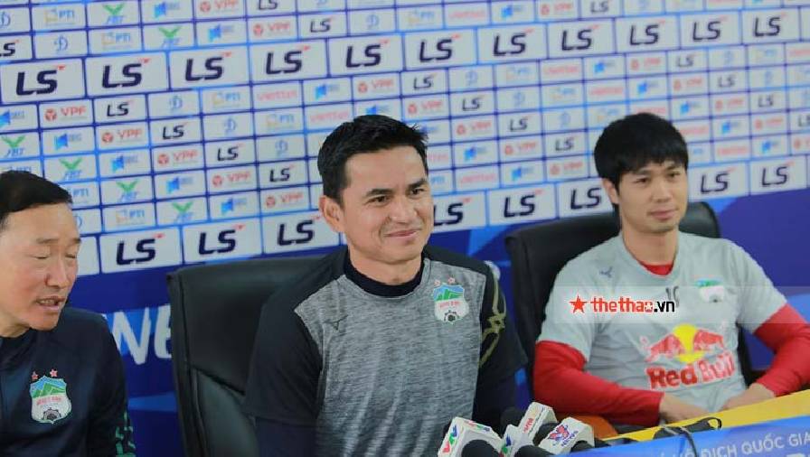 HLV Kiatisak 'mách nước' giúp ĐT Việt Nam hạ Thái Lan ở AFF Cup