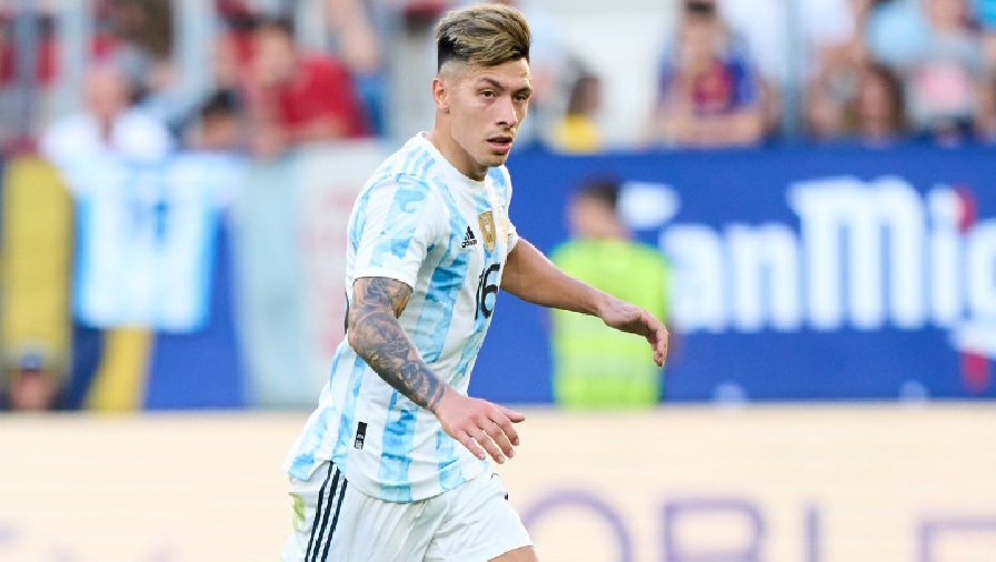 Hé lộ lý do bất ngờ khiến Lisandro Martinez không đá trận đầu World Cup cùng Argentina