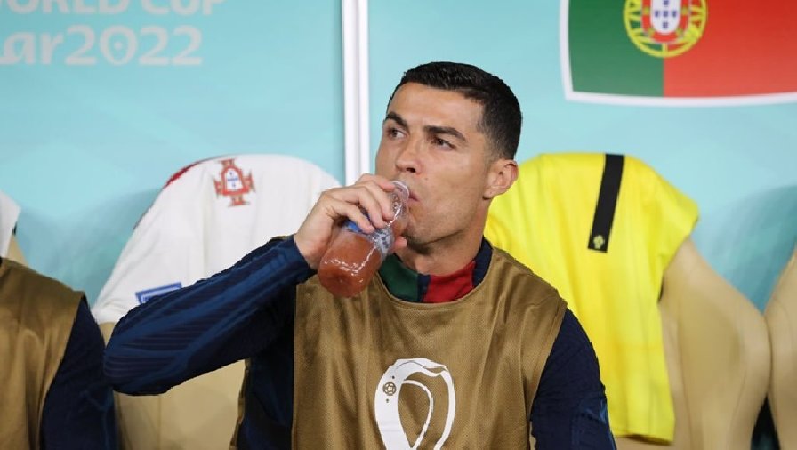 Ronaldo lọt đội hình tệ nhất World Cup 2022, 'sánh vai' với Lautaro Martinez