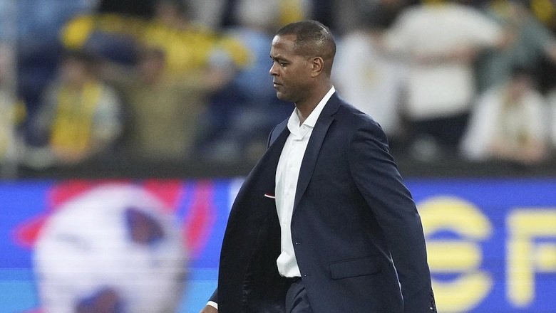 Niềm tin sụp đổ, CĐV Indonesia đồng loạt đòi sa thải Kluivert