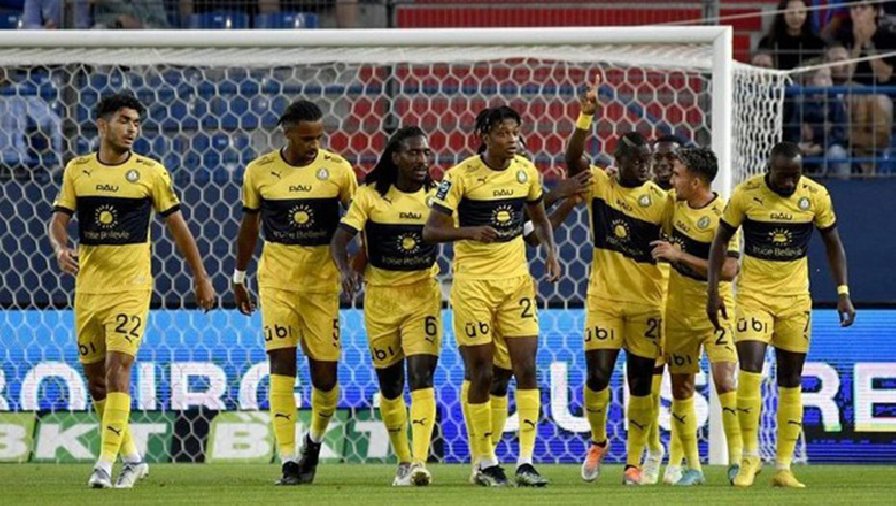 Đội bóng của Quang Hải gặp nguy trước ngày Ligue 2 hạ màn