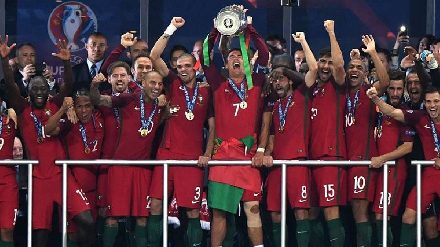 Southgate mơ tái hiện cảnh 'chết đi sống lại' của Bồ Đào Nha ở EURO 2016