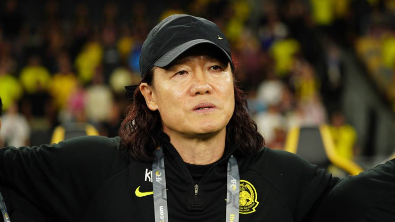 HLV Kim Pan Gon 'mượn' bóng đá Việt Nam để nhắn nhủ ĐT Malaysia