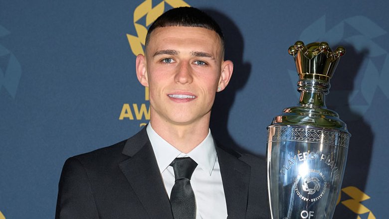 Phil Foden nhận giải Cầu thủ xuất sắc nhất năm của PFA