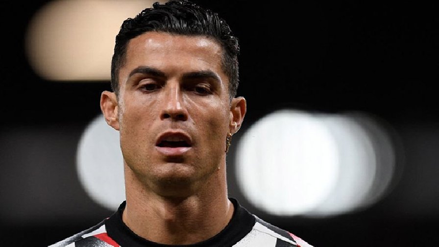 Ronaldo nói gì sau khi bị gạch tên khỏi trận Chelsea vs MU?