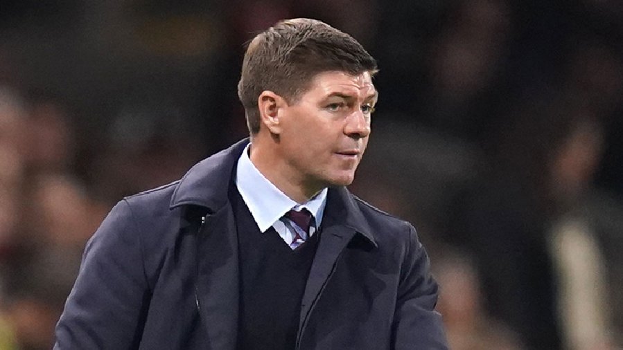 Steven Gerrard bị Aston Villa sa thải sau 11 tháng cầm quân