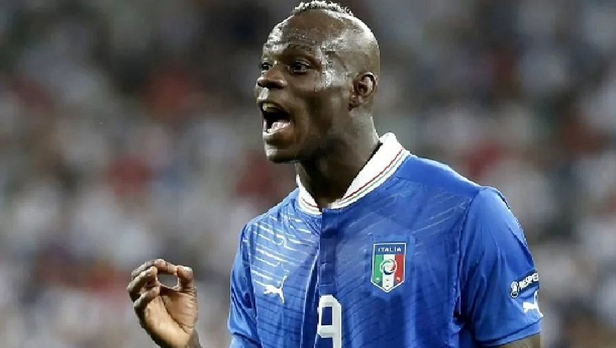 Ở tuổi 33, Balotelli vẫn tuyên bố 'ĐT Italia không có ai giống như tôi'
